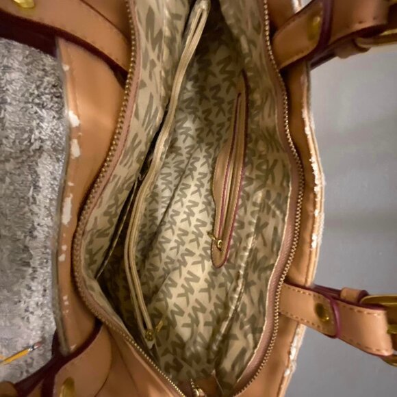 MICHAEL KORS BAG - Picture 5 of 5